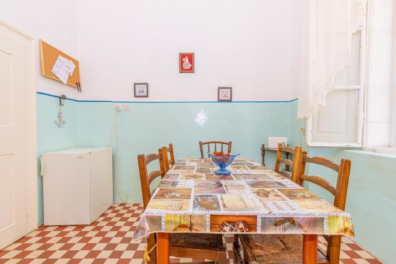 Guesthouse Isabel La Catolica ดูบรอฟนิก ภายนอก รูปภาพ